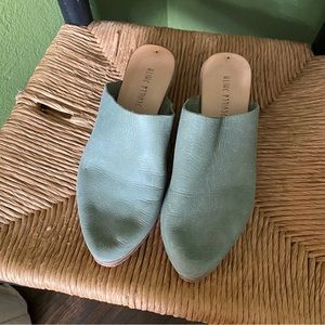 Sevilla Smith Liz Mule in Sage size 37